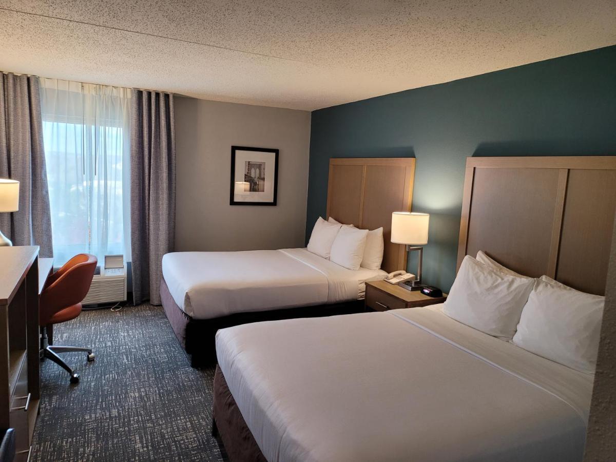 Comfort Inn & Suites Alexandria West Екстер'єр фото