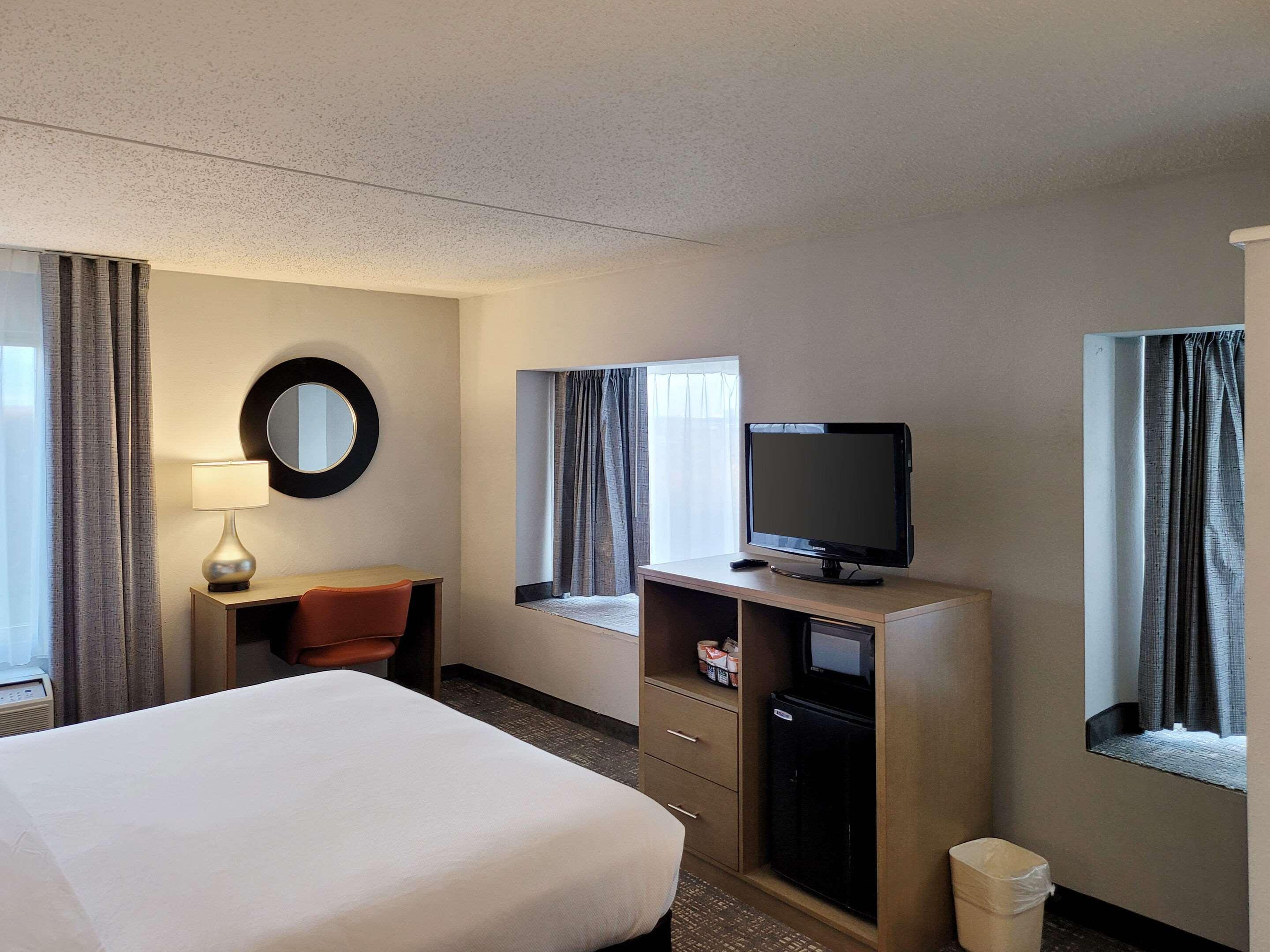 Comfort Inn & Suites Alexandria West Екстер'єр фото