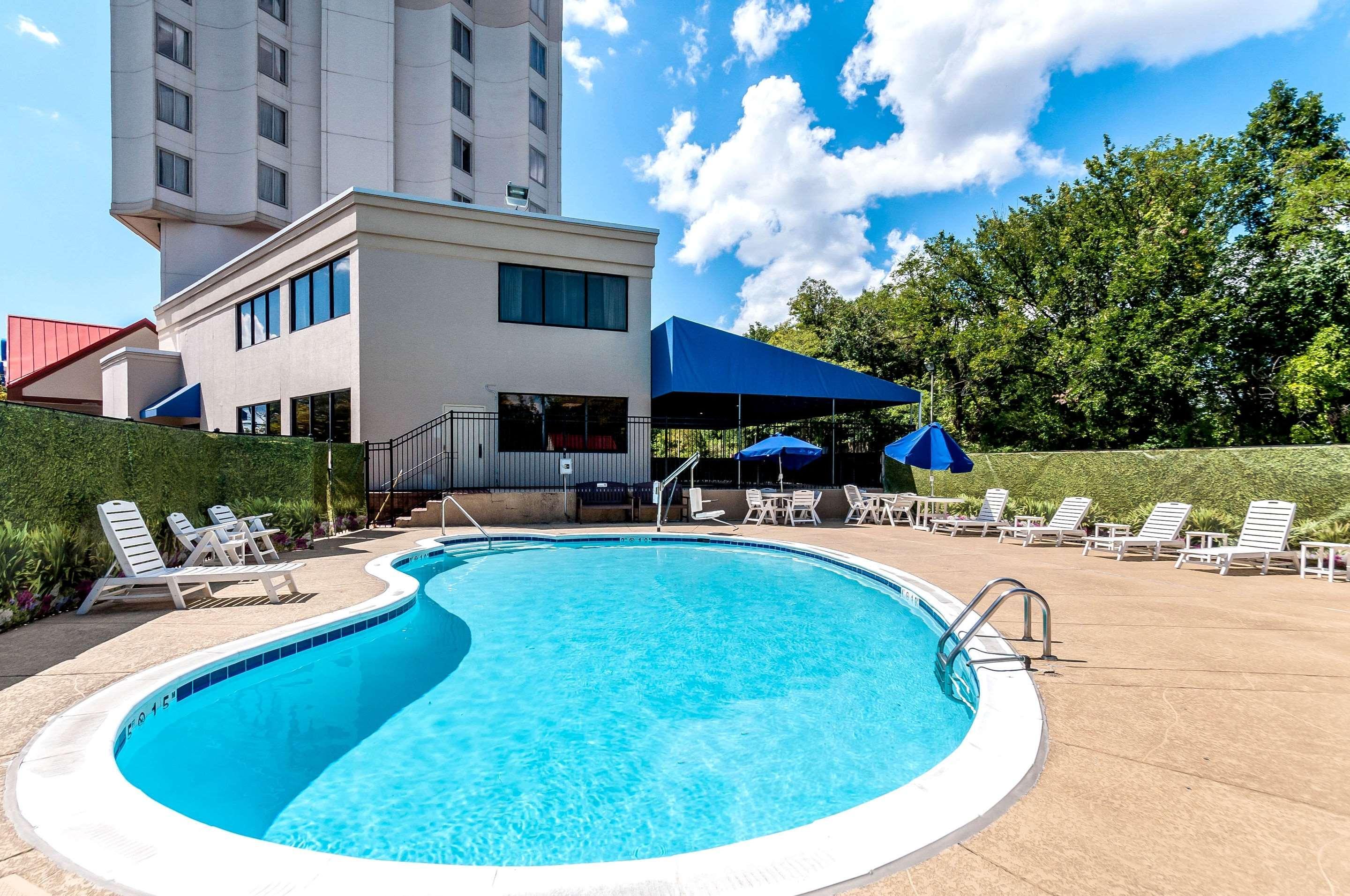 Comfort Inn & Suites Alexandria West Екстер'єр фото