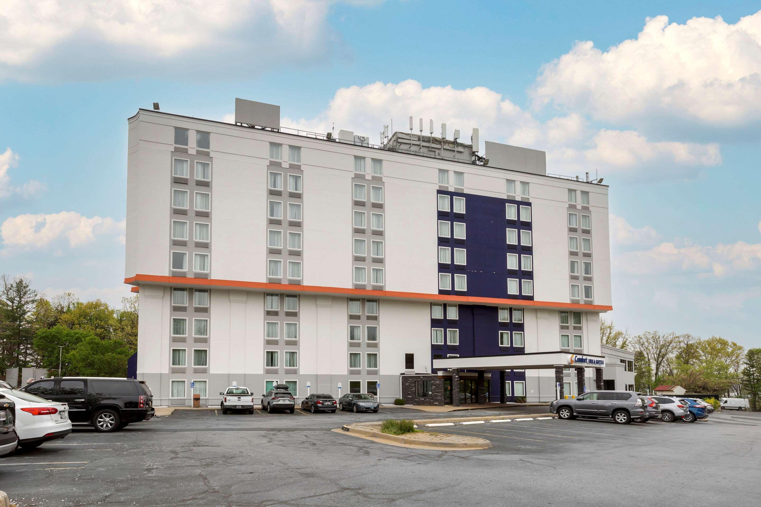 Comfort Inn & Suites Alexandria West Екстер'єр фото